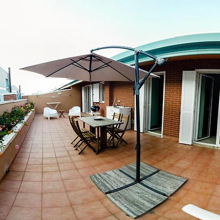 Tra Mare E Centro Citta! Apartment Livorno Exterior photo
